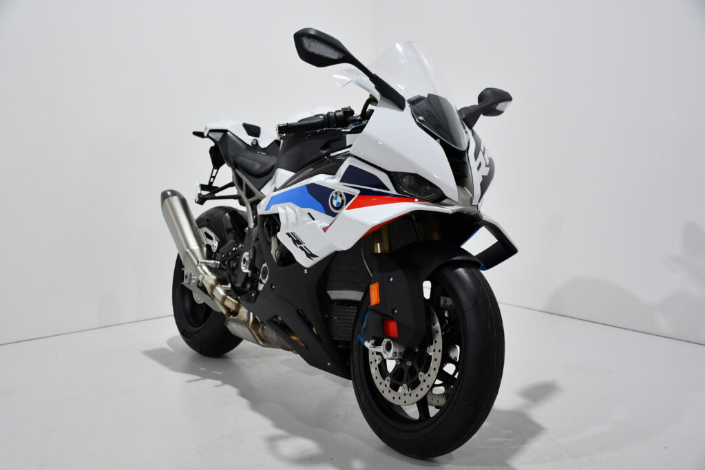 BMW S 1000 RR 2025 & €1,000 CASH